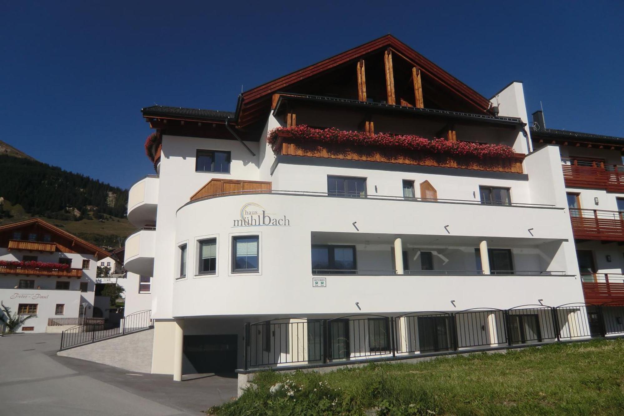Отель Haus Muehlbach Фис Экстерьер фото